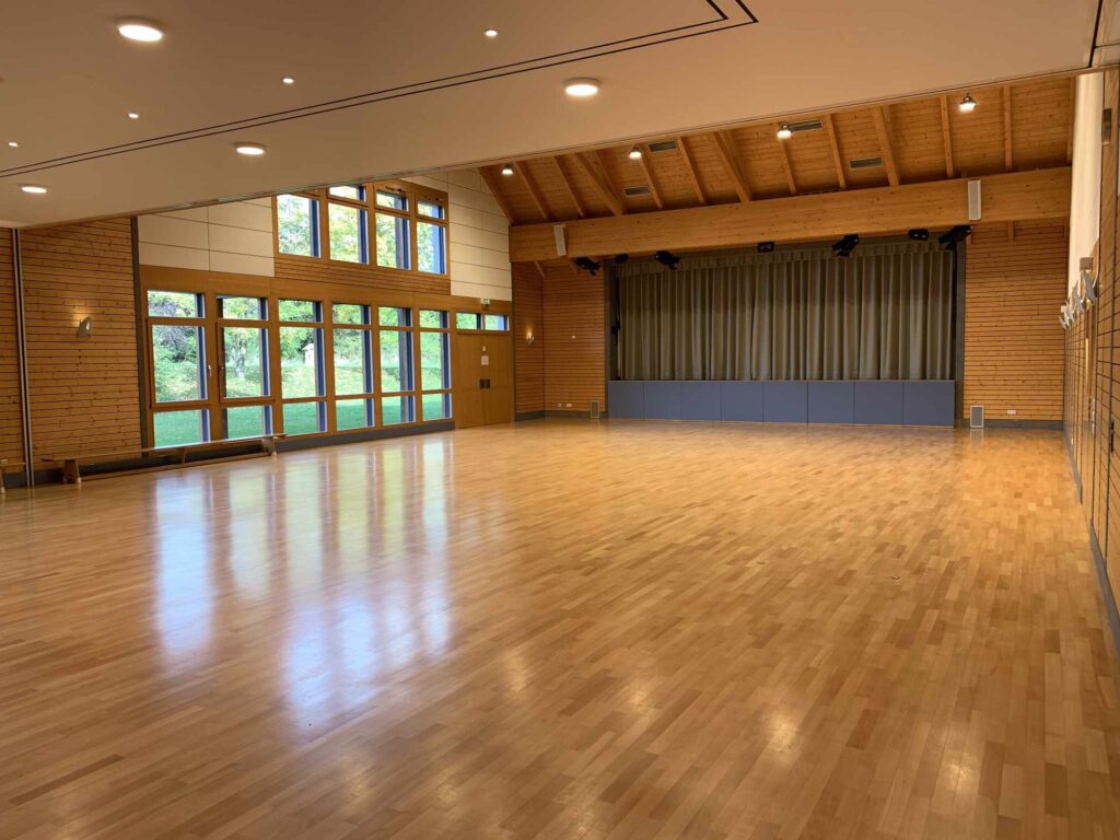 kursraum trainingsraum vhs verein modern line dance obermichelbach buergerhalle IMG 0266 2